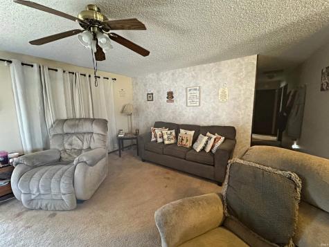 5 Kelly Drive Washington IN 47501