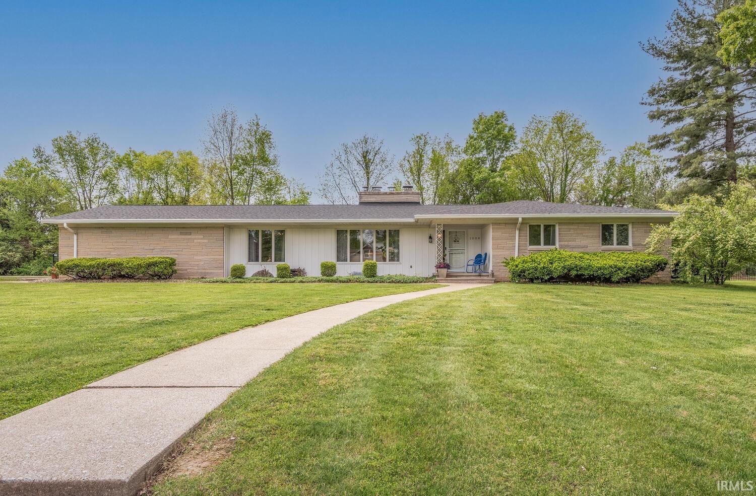 1008 S Meadowbrook Drive Bloomington IN 47401