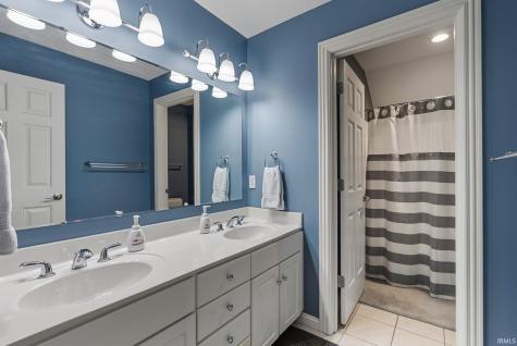 217 Landau Run Fort Wayne IN 46845
