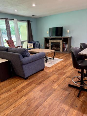 6521 Donna Drive Fort Wayne IN 46819