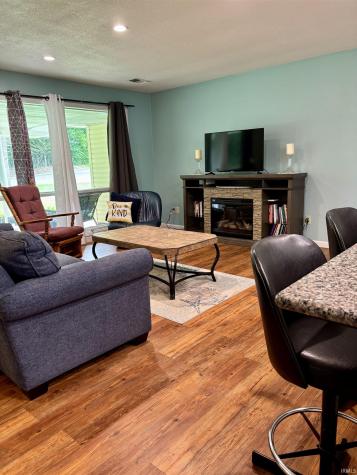 6521 Donna Drive Fort Wayne IN 46819