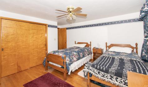 912 E Hazel Street Albion IN 46701