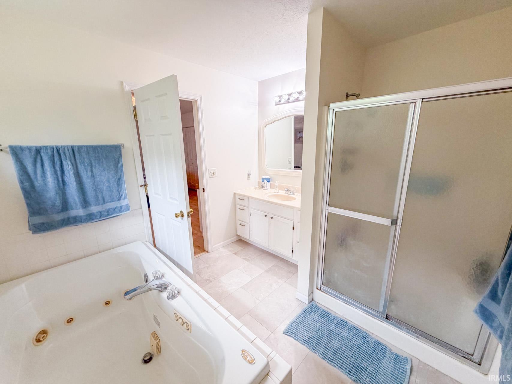 50675 Yorkview Drive Granger IN 46530