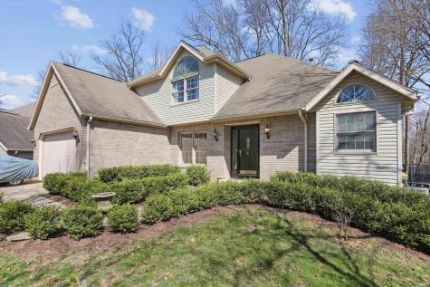 2809 E Hunters Glen Bloomington IN 47401
