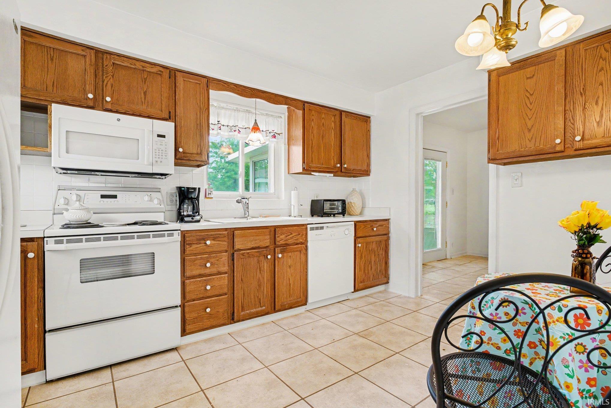 1821 Rockne Drive South Bend IN 46617