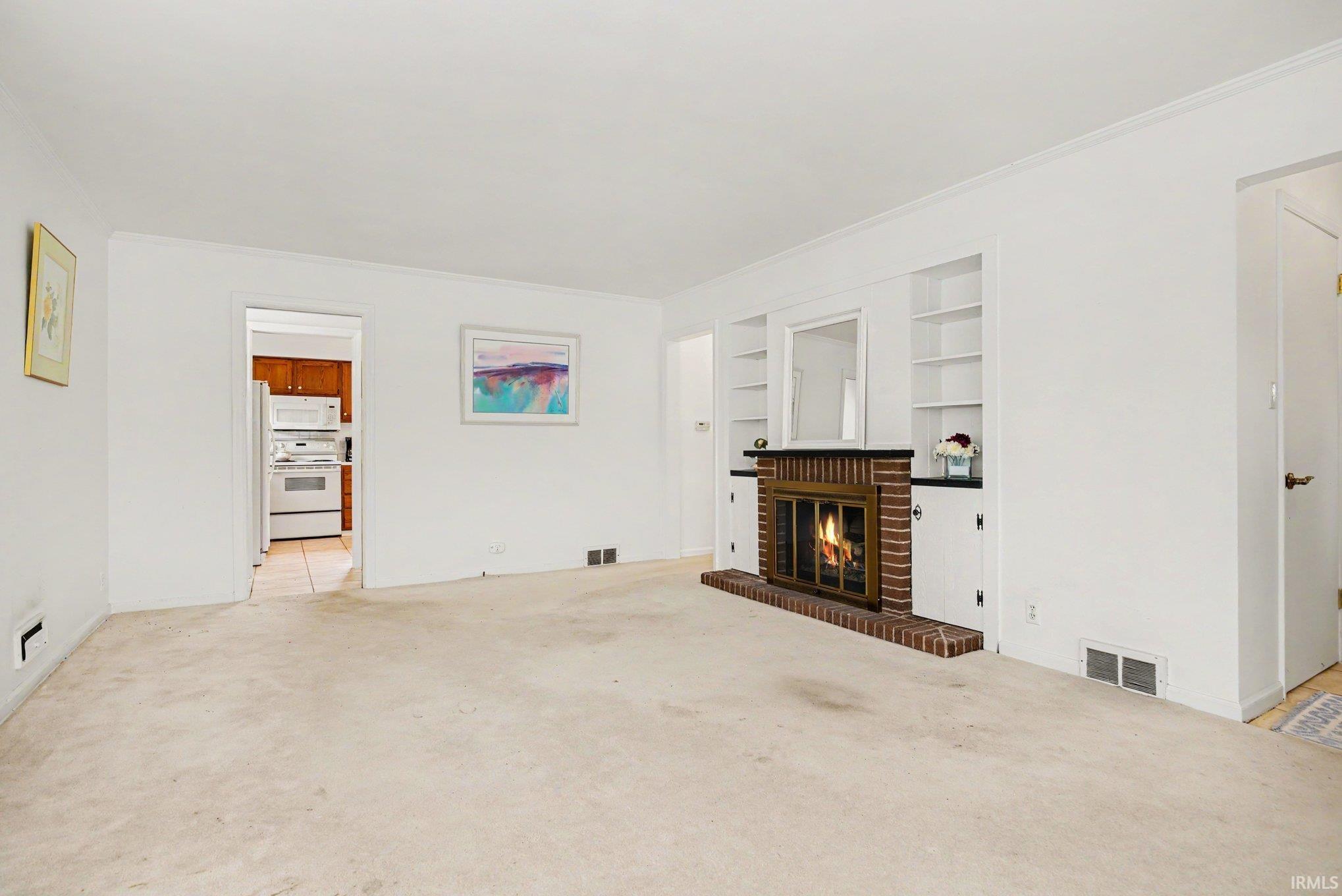 1821 Rockne Drive South Bend IN 46617