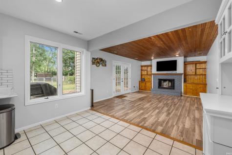 6334 Kiwanis Drive Fort Wayne IN 46835