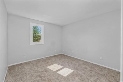 6334 Kiwanis Drive Fort Wayne IN 46835