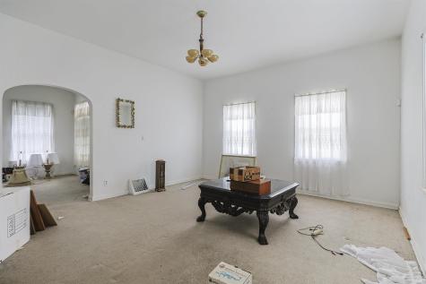 415 Lincoln Way South Bend IN 46601