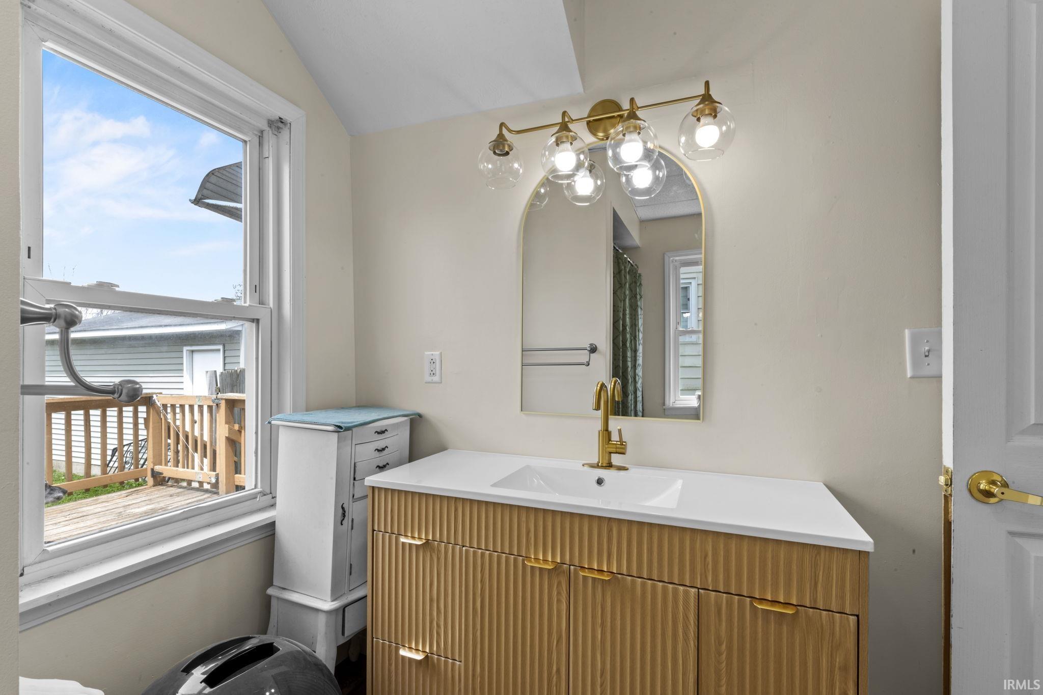 229 Manor Avenue Elkhart IN 46516