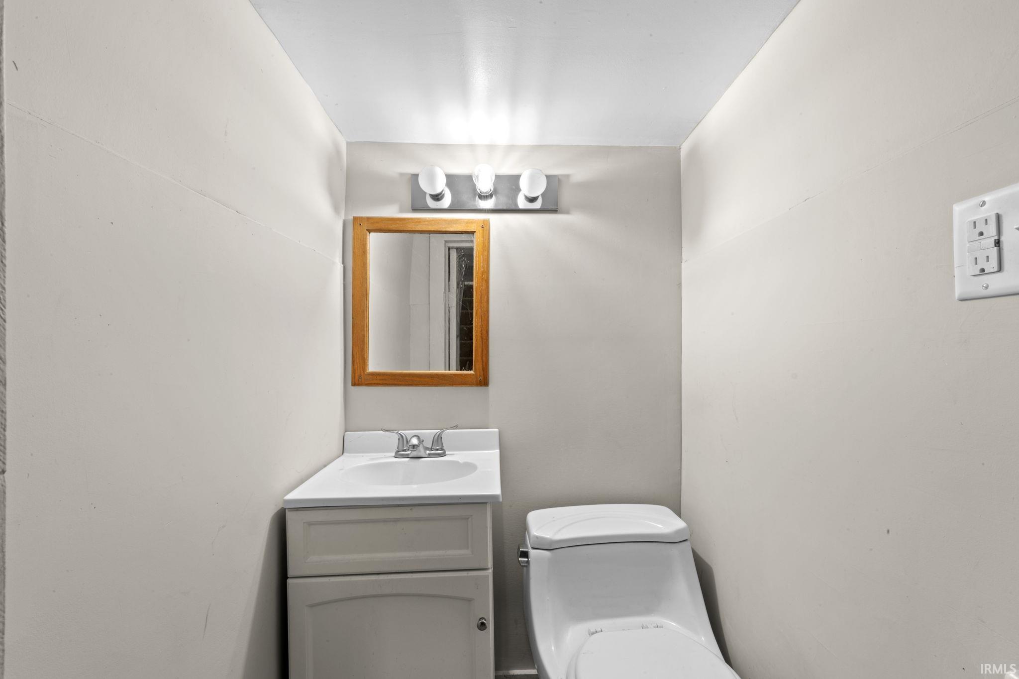 229 Manor Avenue Elkhart IN 46516