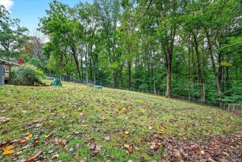 7811 E Southshore Drive Unionville IN 47468