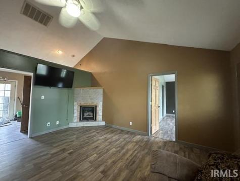 552 W Indiana Street Upland IN 46989