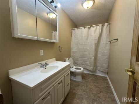 552 W Indiana Street Upland IN 46989