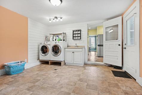 307 S Maple Street Pierceton IN 46562