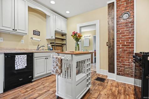 307 S Maple Street Pierceton IN 46562