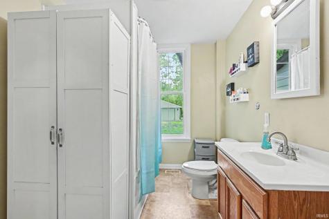 307 S Maple Street Pierceton IN 46562