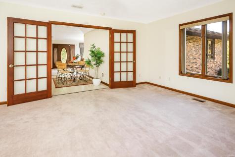 25 Country Estates Drive Mitchell IN 47446