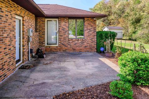 25 Country Estates Drive Mitchell IN 47446