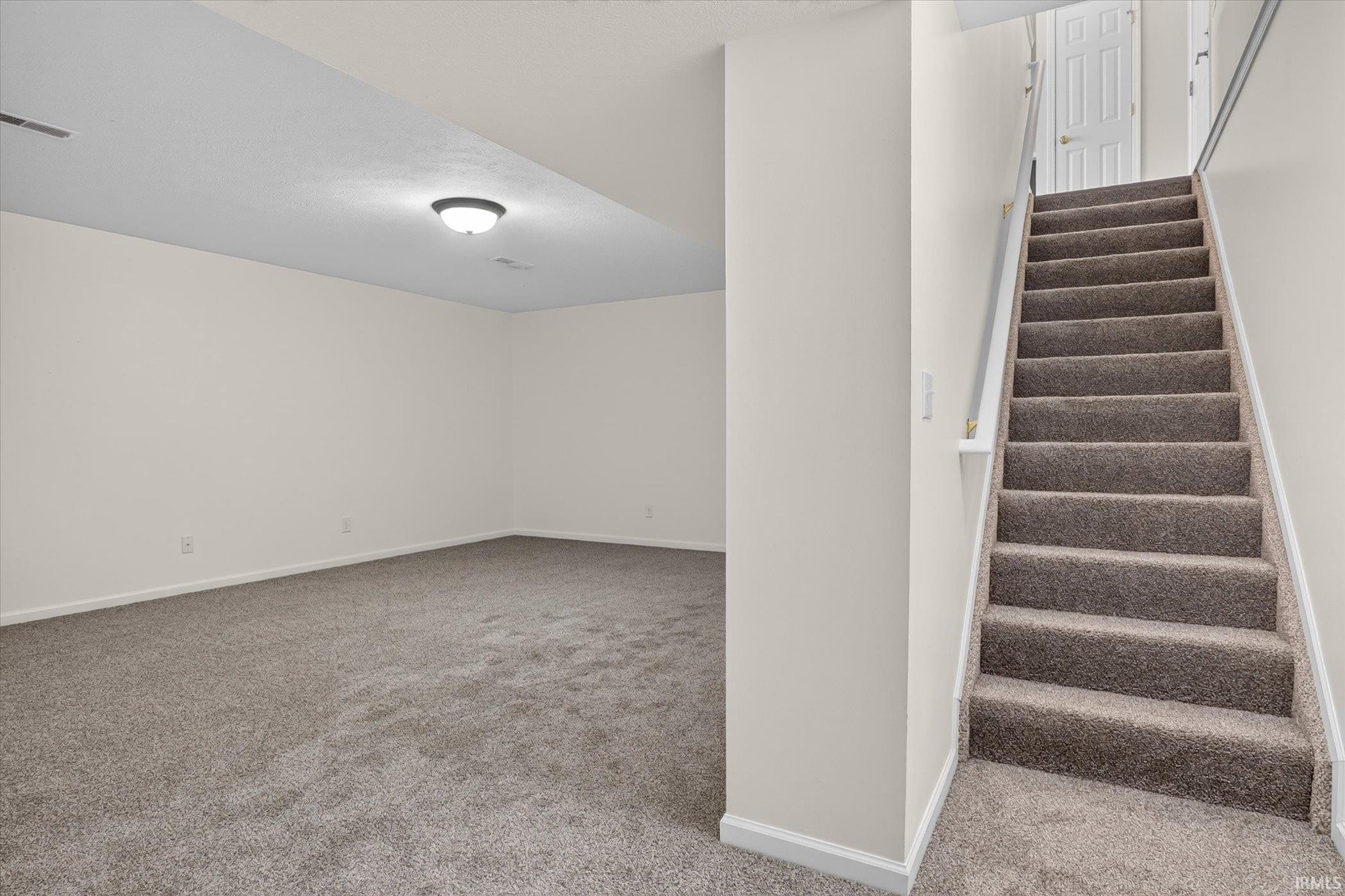 1814 Rambling Rose Lane Mishawaka IN 46544