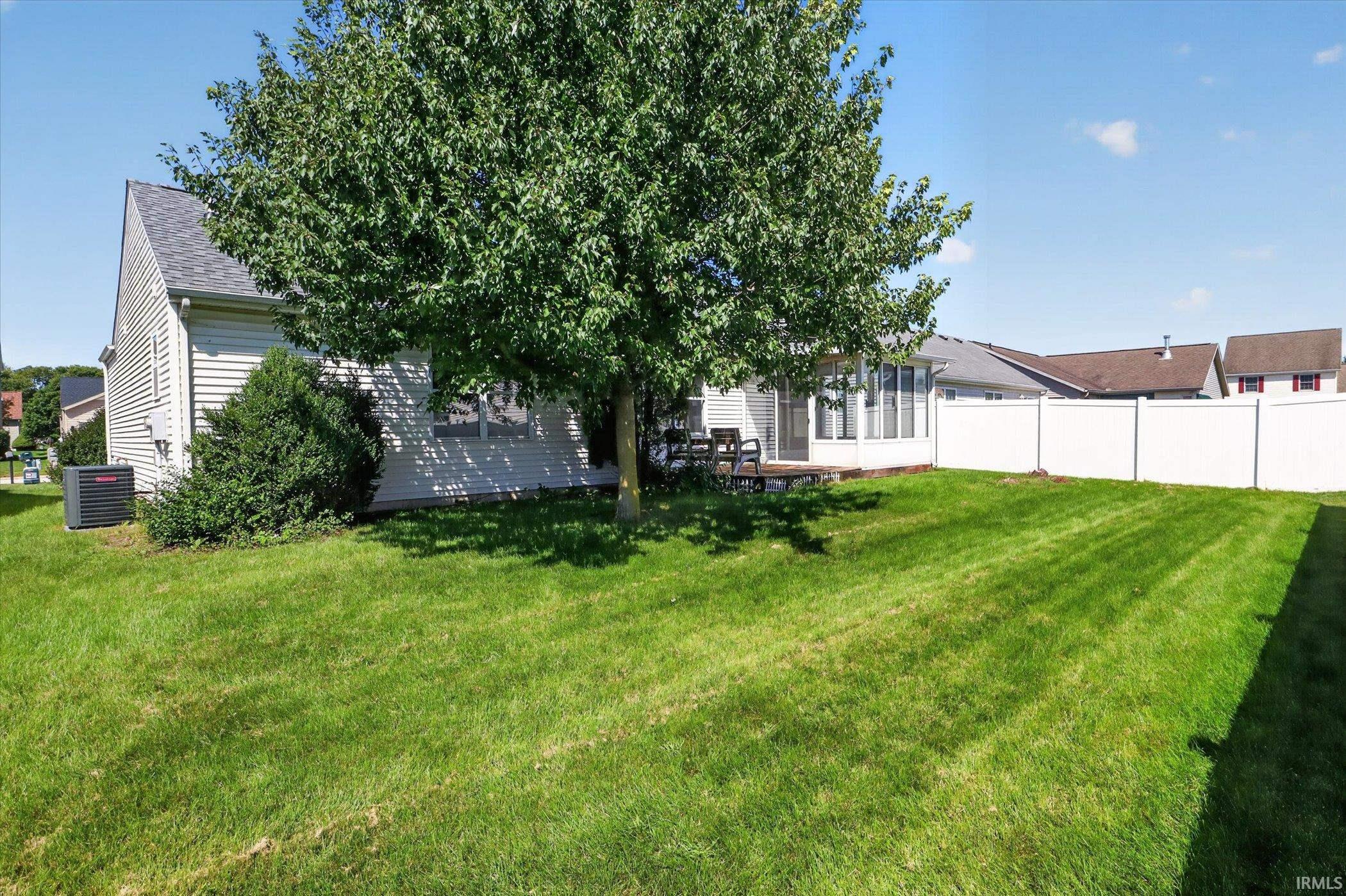1814 Rambling Rose Lane Mishawaka IN 46544