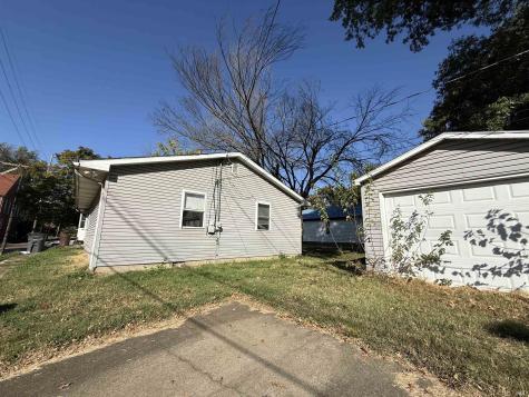 932 S Elliott Street Evansville IN 47713