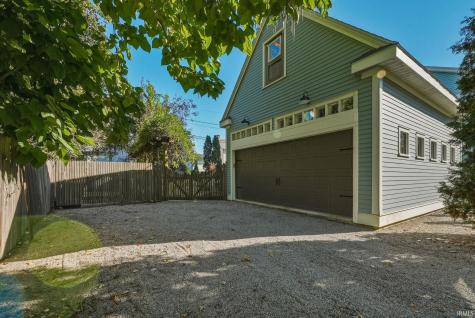 2326 Eastbrook Drive Fort Wayne IN 46805
