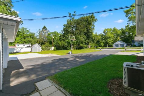 1829 Neuhaus Drive Fort Wayne IN 46808
