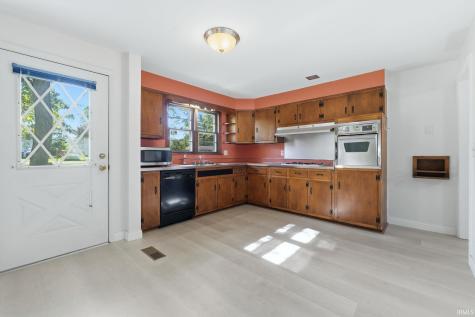1829 Neuhaus Drive Fort Wayne IN 46808
