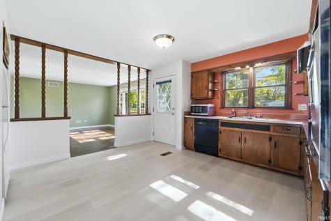 1829 Neuhaus Drive Fort Wayne IN 46808