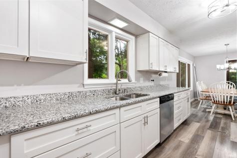 1177 N Shagbark Drive Warsaw IN 46582
