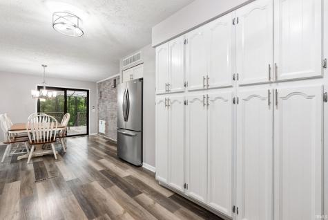 1177 N Shagbark Drive Warsaw IN 46582