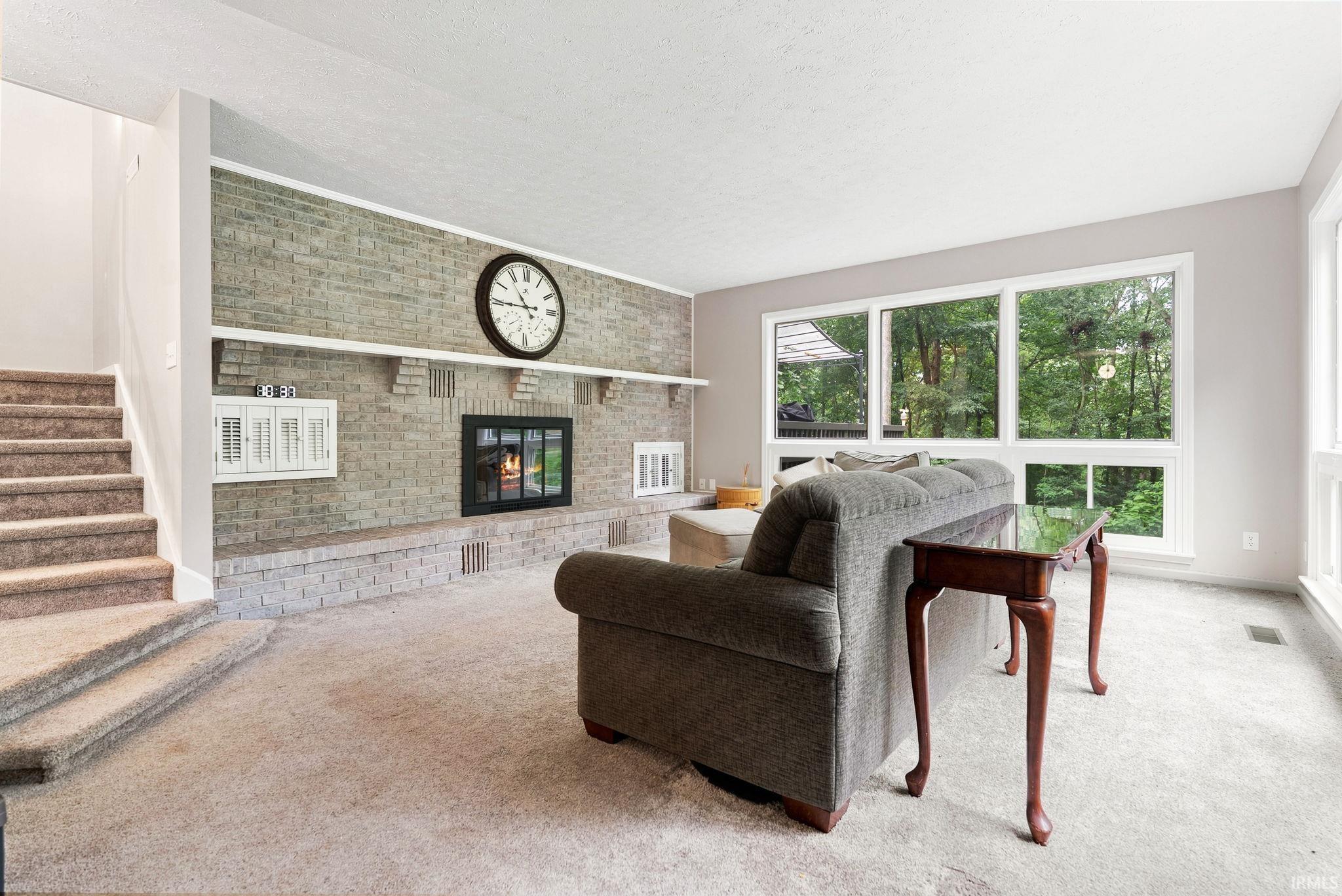 1177 N Shagbark Drive Warsaw IN 46582