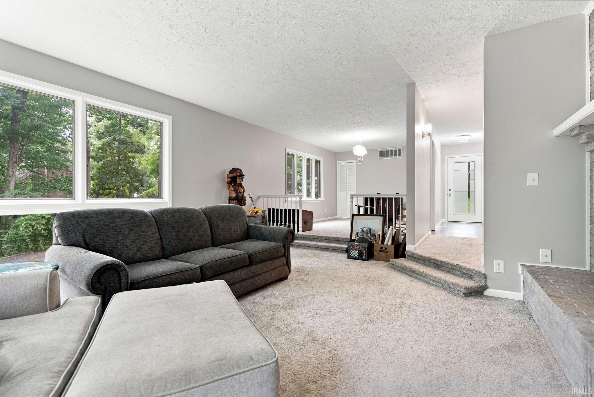 1177 N Shagbark Drive Warsaw IN 46582