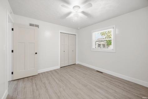 407 E 12th Street Huntingburg IN 47542