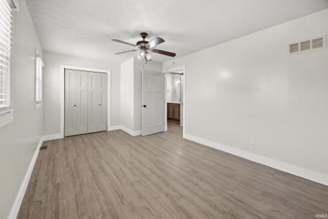 407 E 12th Street Huntingburg IN 47542