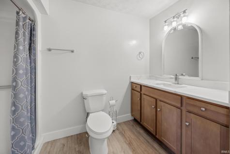 407 E 12th Street Huntingburg IN 47542