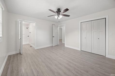407 E 12th Street Huntingburg IN 47542