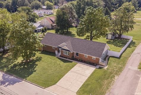407 E 12th Street Huntingburg IN 47542