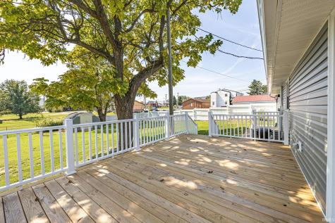 407 E 12th Street Huntingburg IN 47542