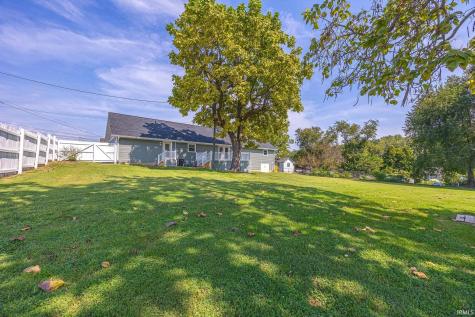 407 E 12th Street Huntingburg IN 47542