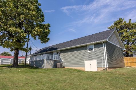 407 E 12th Street Huntingburg IN 47542