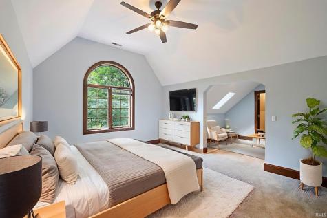 3712 E Devonshire Lane Bloomington IN 47408