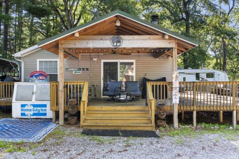 8040 E Tall Oaks Street Monticello IN 47960