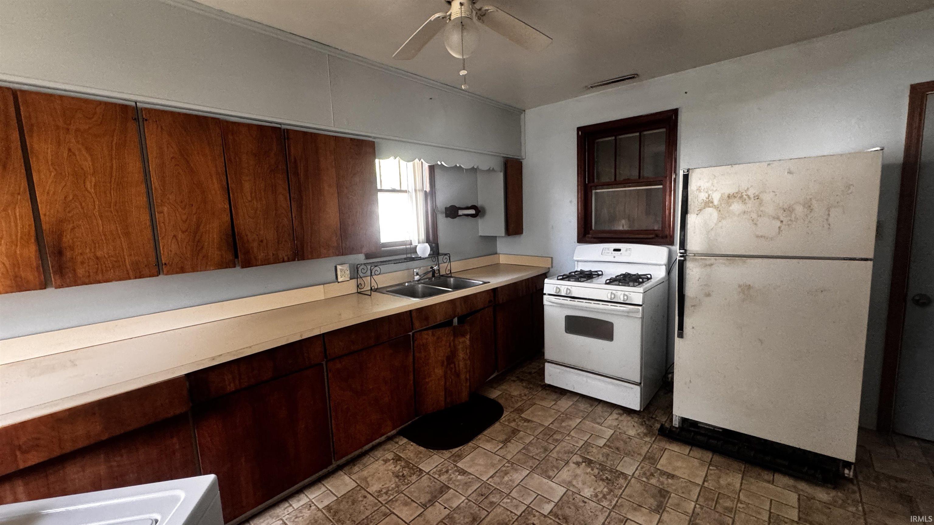 1203 Division Street Goshen IN 46528