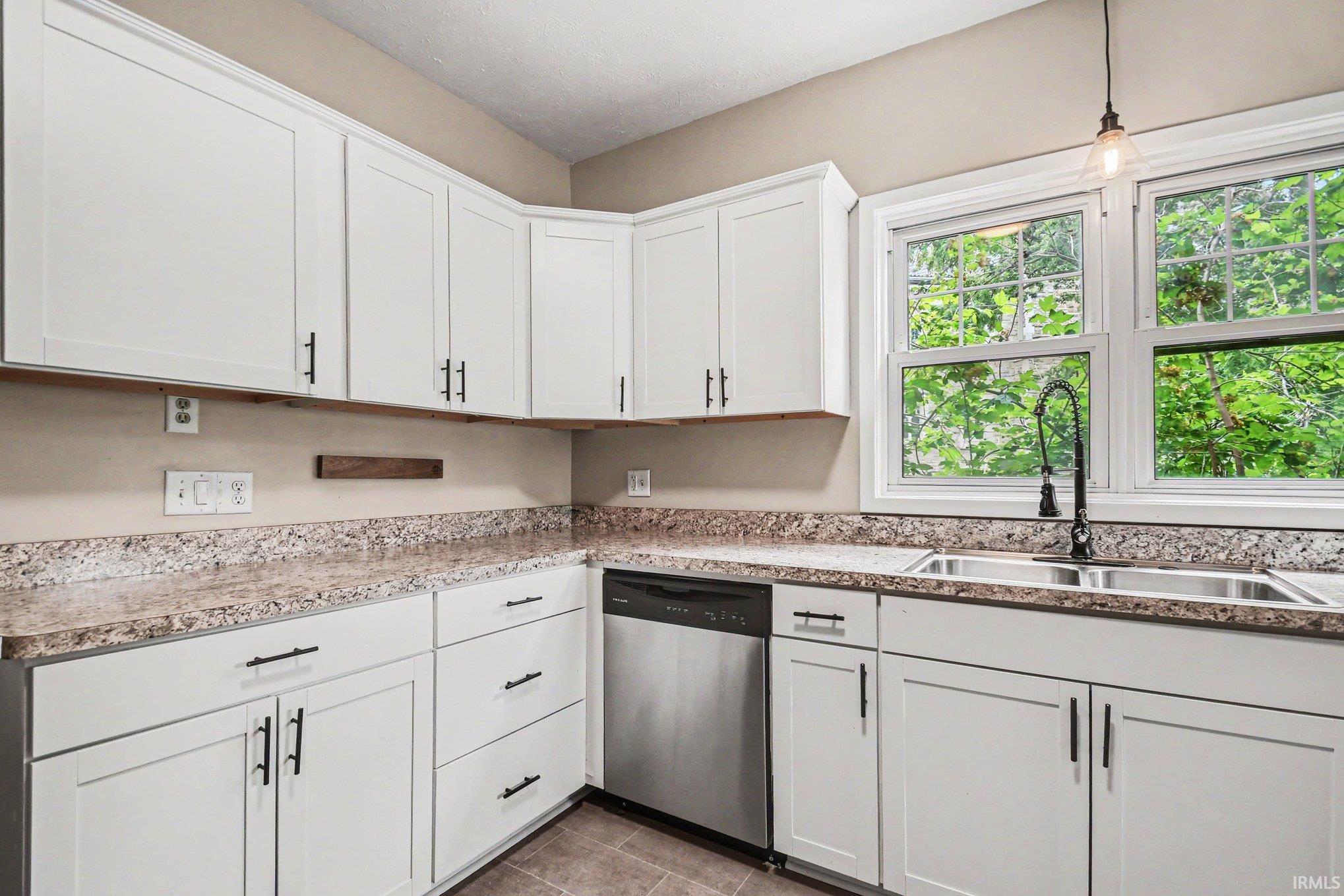 929 W Colfax Avenue South Bend IN 46601