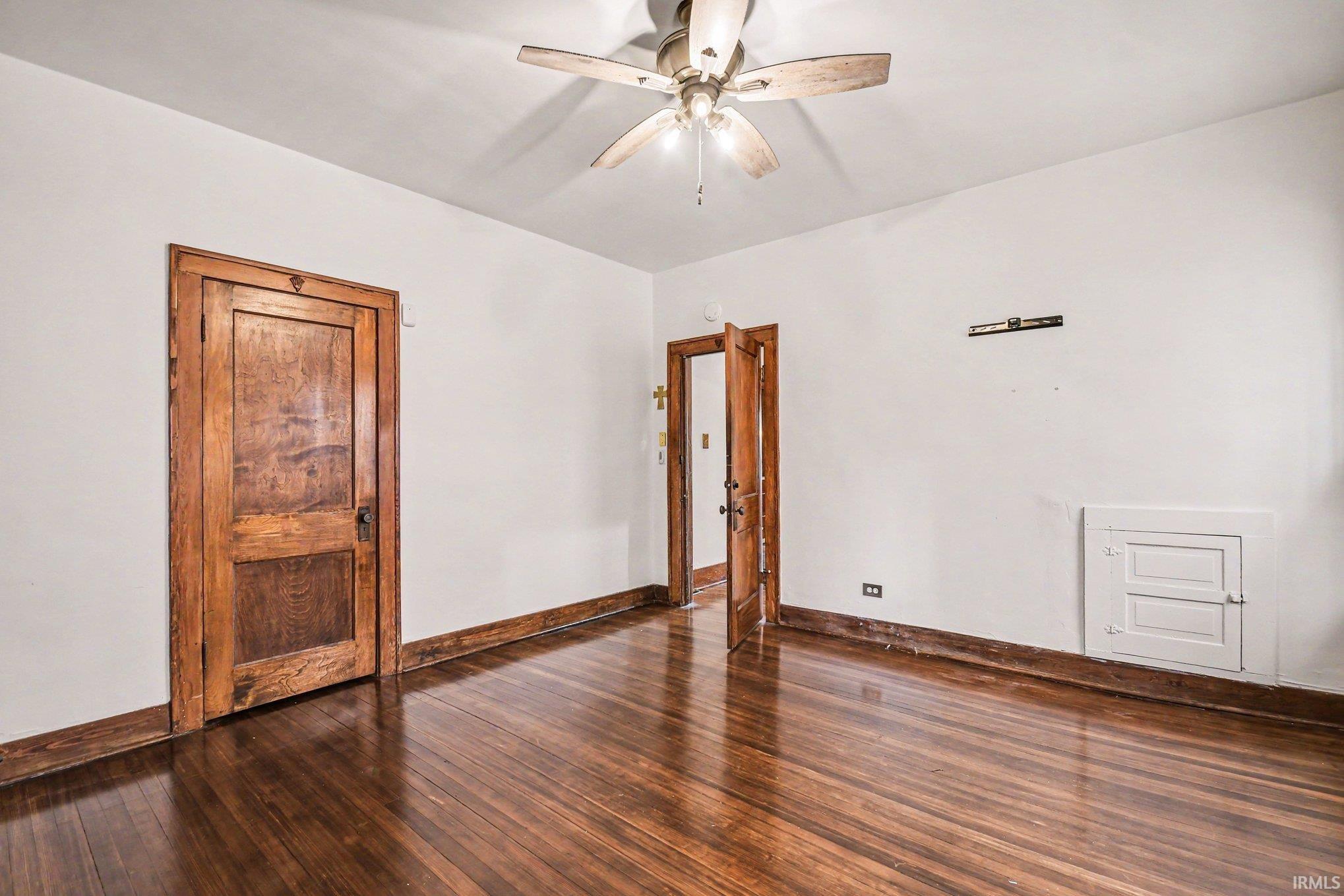 929 W Colfax Avenue South Bend IN 46601