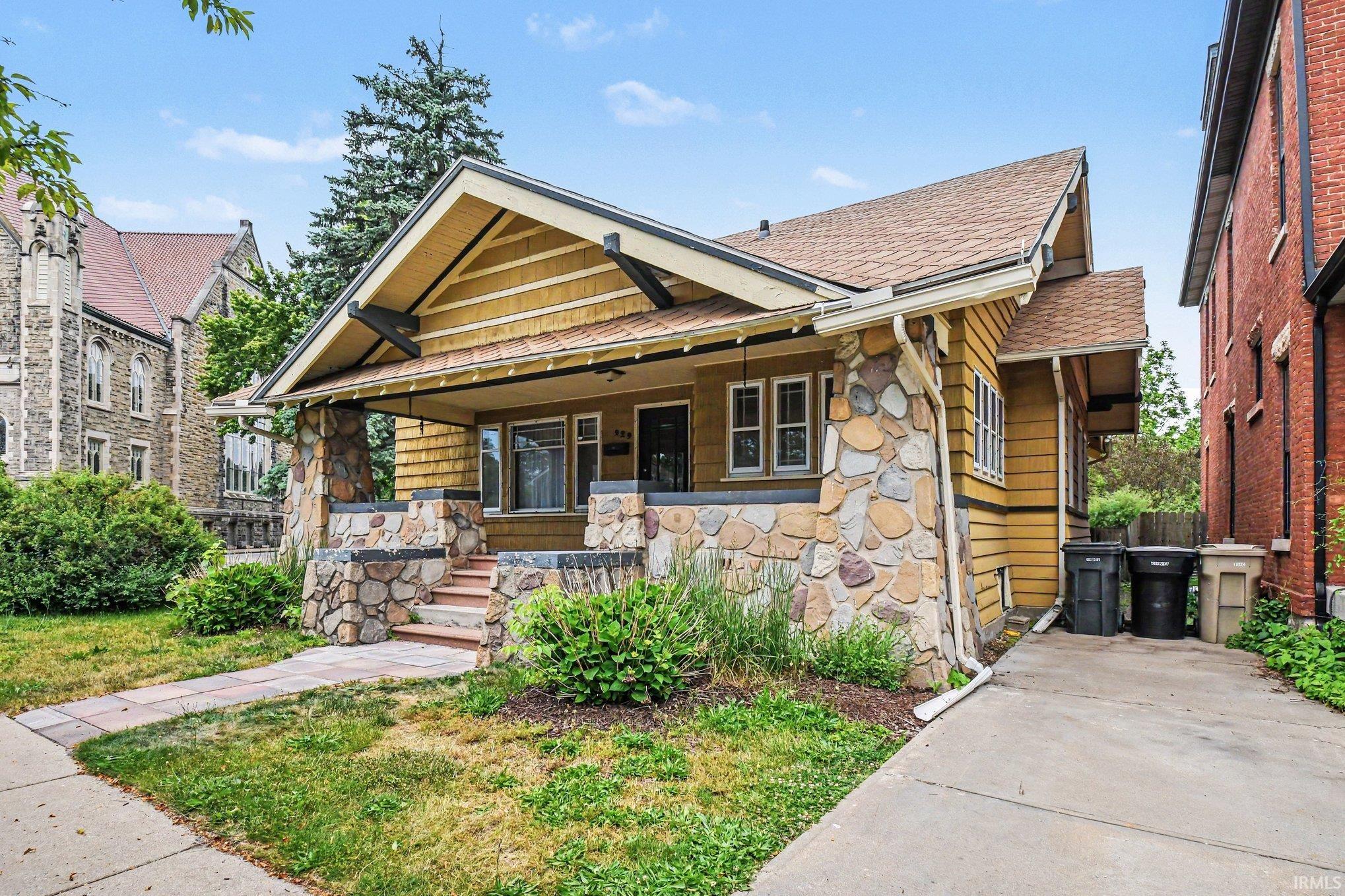 929 W Colfax Avenue South Bend IN 46601