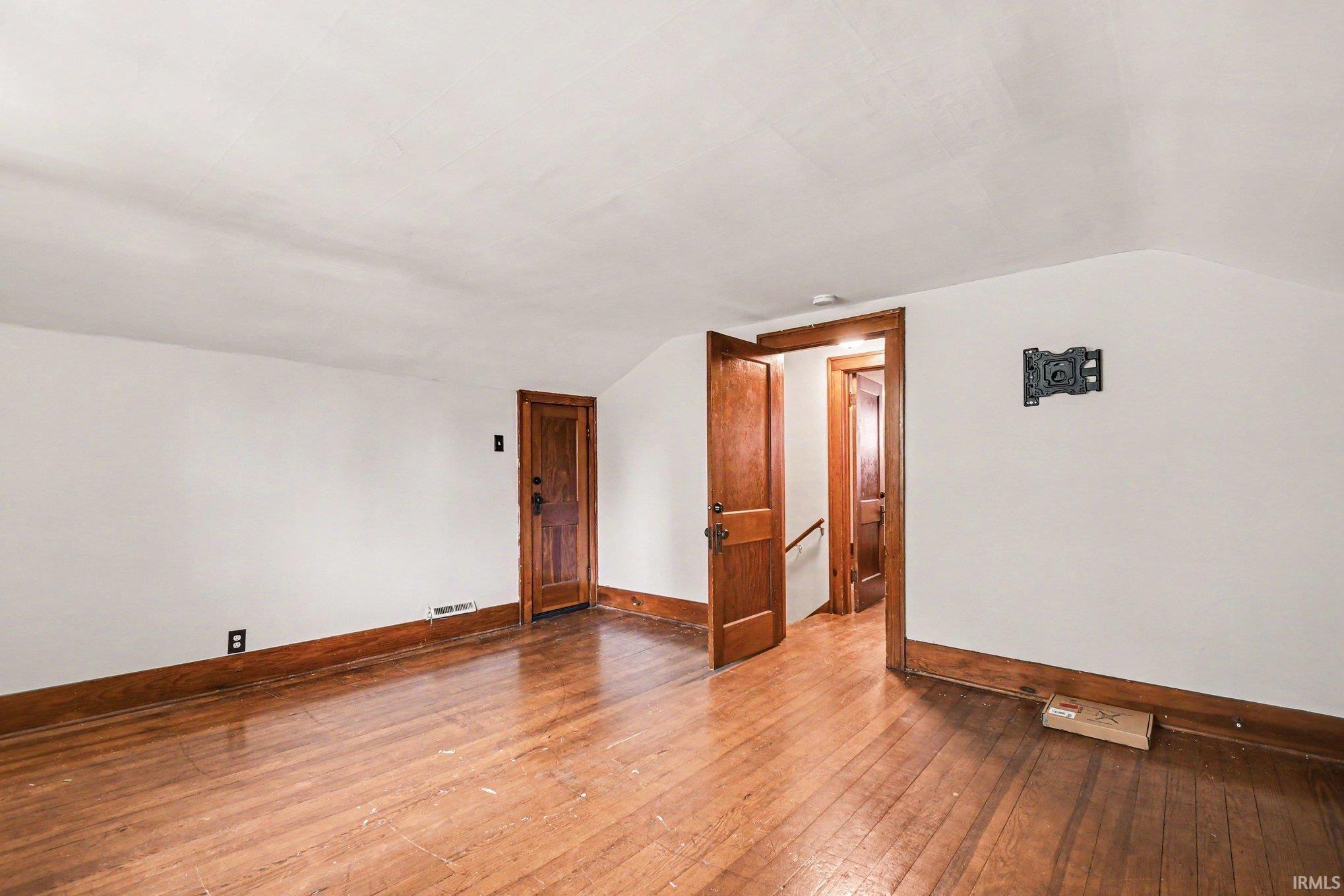 929 W Colfax Avenue South Bend IN 46601