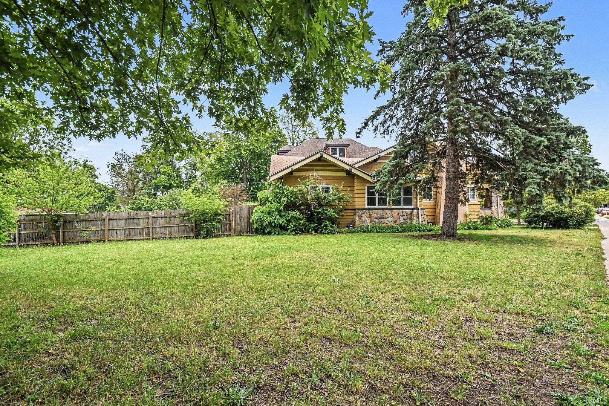 929 W Colfax Avenue South Bend IN 46601